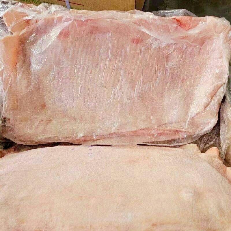 猪皮生鲜批发猪大皮猪背皮猪脊皮整箱20斤猪肉皮