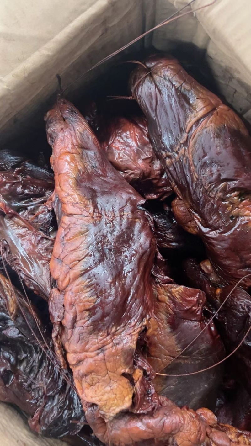 烟熏腊猪心（腊肉香肠源头工厂一手货源量大从优）