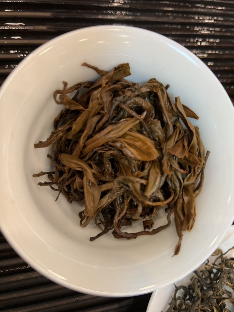 版纳之颠勐宋滑竹梁子老树晒红，回甘口感丰富……