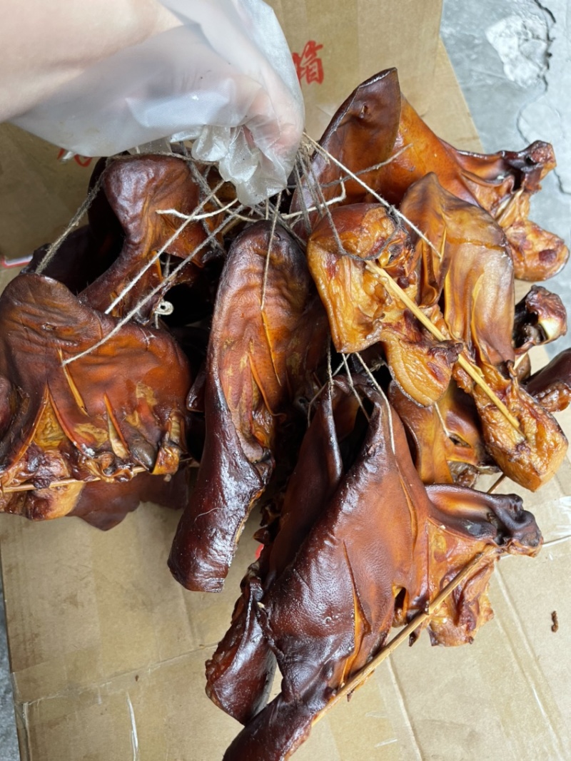 【腊肉】纯干腊猪耳朵（源头工厂腊肉香肠批发）
