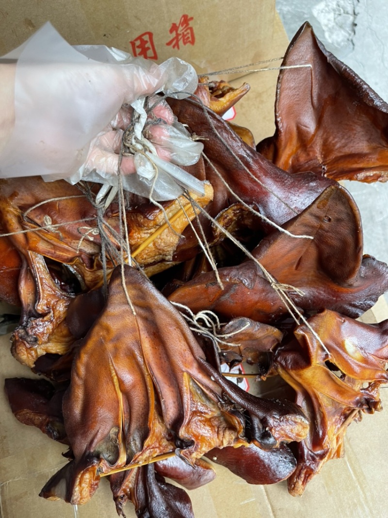 【腊肉】纯干腊猪耳朵（源头工厂腊肉香肠批发）