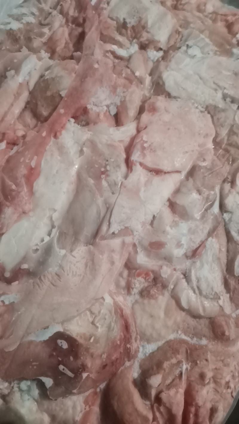 母猪碎肥，新货，长期生产，供应稳定，手续齐全，品质保证