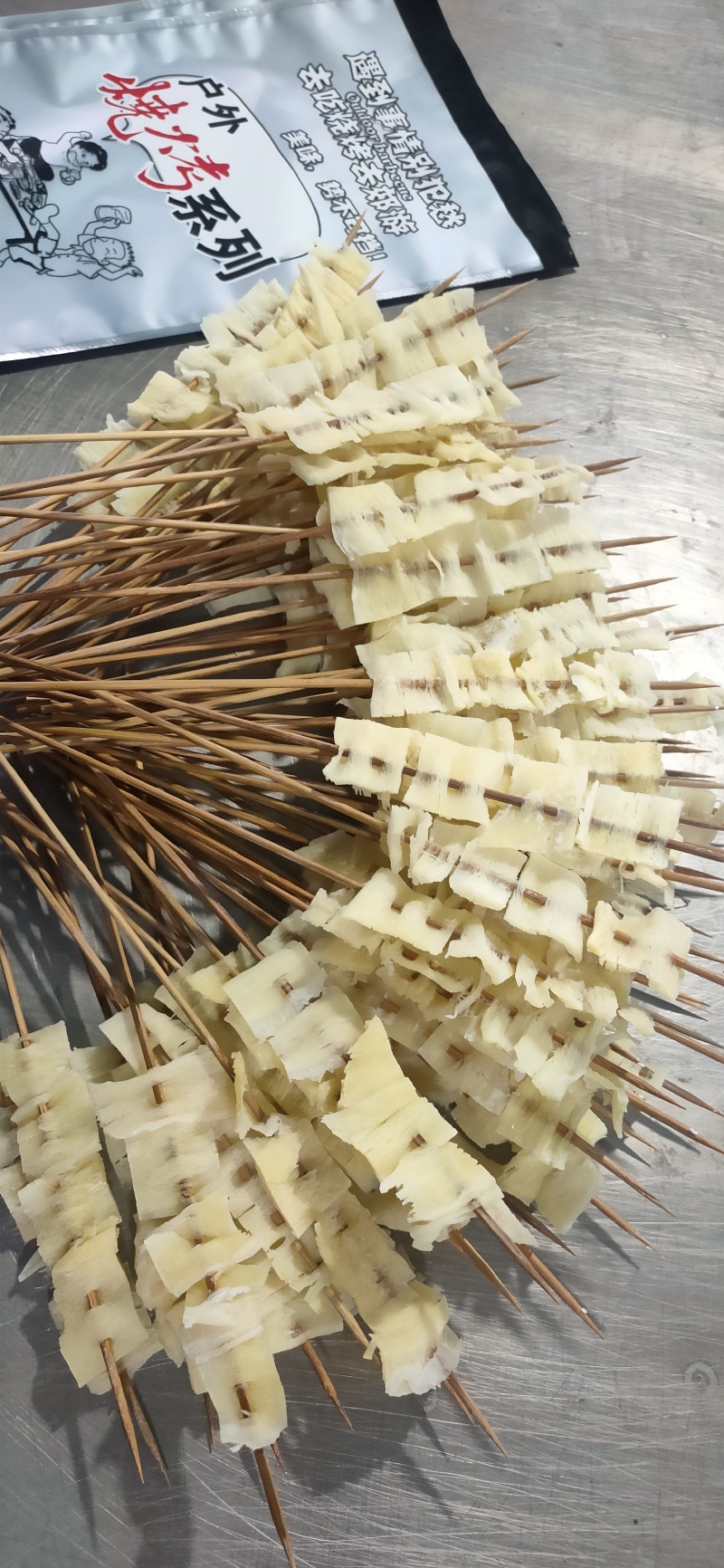 羊肉串大量现货量大从优各种串都有详细可以电话咨询