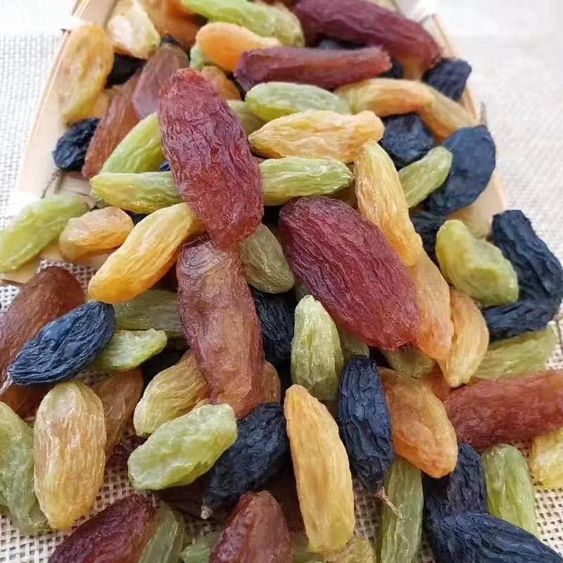 新疆特产多彩葡萄干四色葡萄原味干自然晾干批发零售