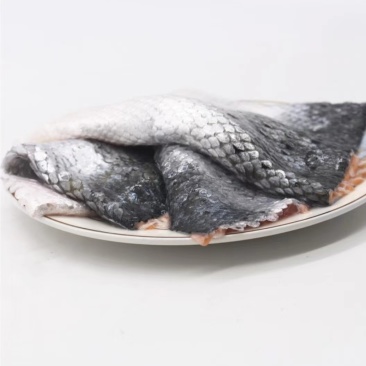 三文鱼皮，三文鱼褐色肉，三文鱼划水