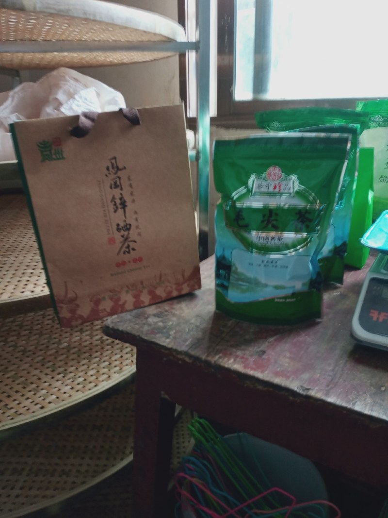 纯手工红茶及锌硒绿茶