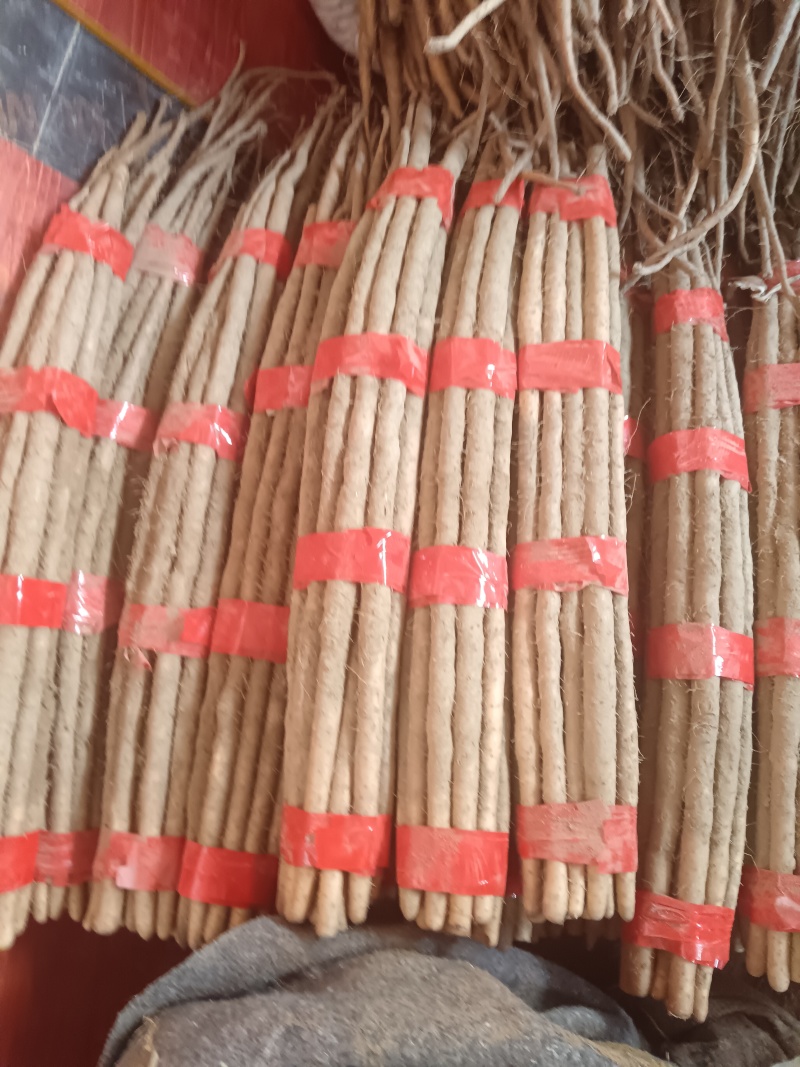 山药万亩基地大量现货，欢迎老板来采购