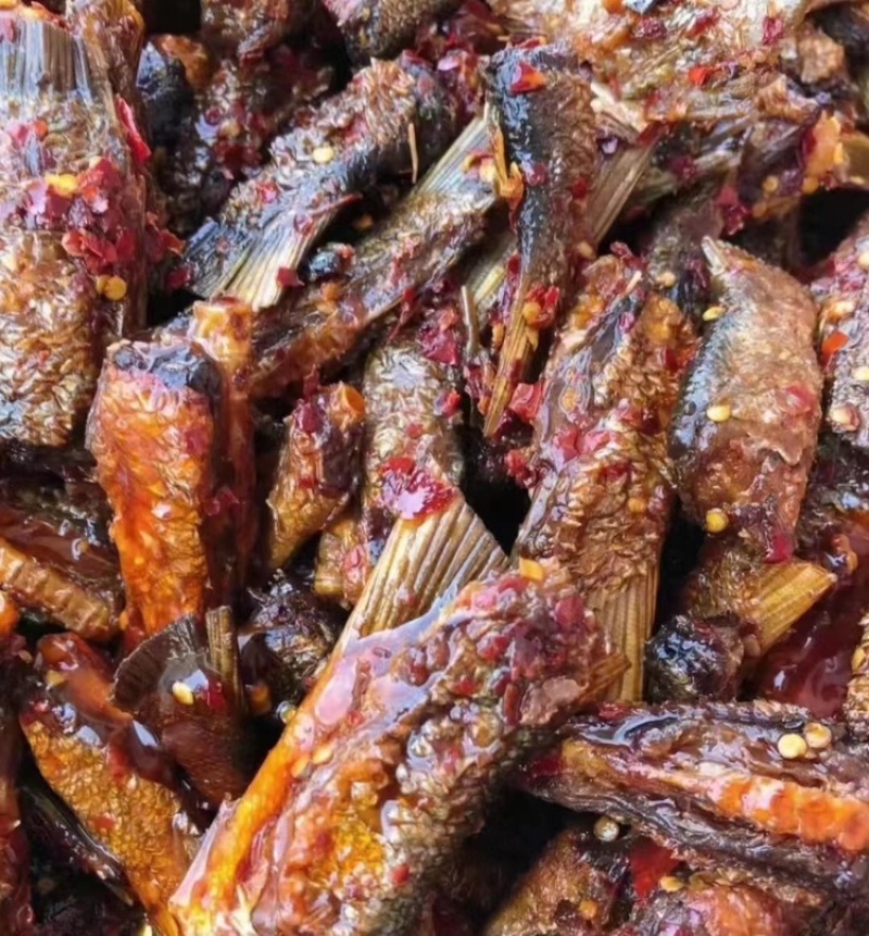 【凉拌鲫鱼】香辣鱼尾，休闲零食，下酒佳肴。