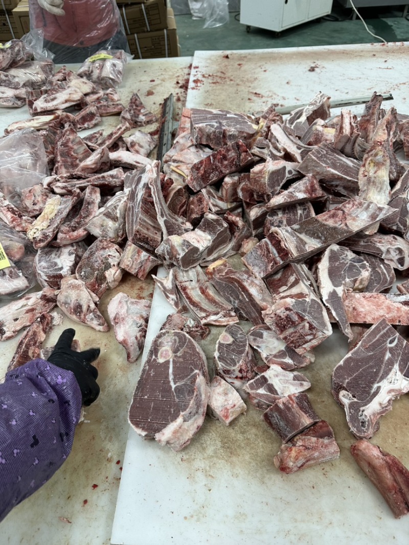羊切块，全都是满肉，全国发货，货源稳定手续齐全需要联系