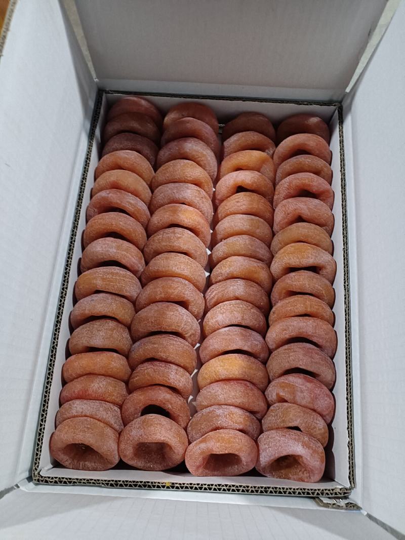大量供应电商，超市，市场，各种类柿饼，欢迎来电骚扰。