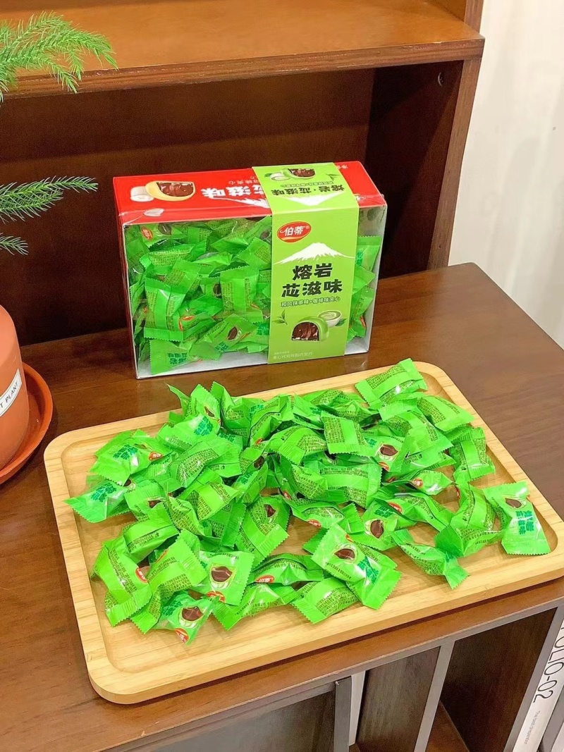 礼盒装巧克力新品伯蒂熔岩芯滋味礼盒装巧克力四种口感