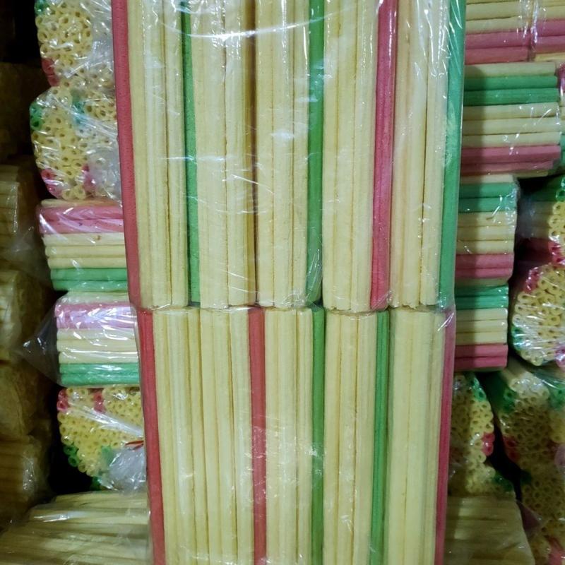 彩虹棒一大包10小包爆米花空心棒各种膨化食品
