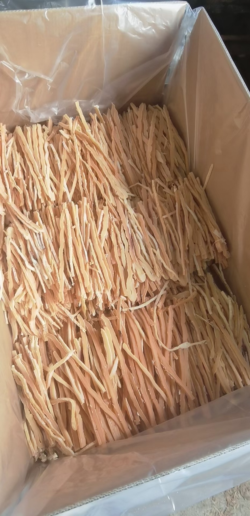 鱿鱼丝，淡干，干度好质量好，大量现货加工，支持定制加工。