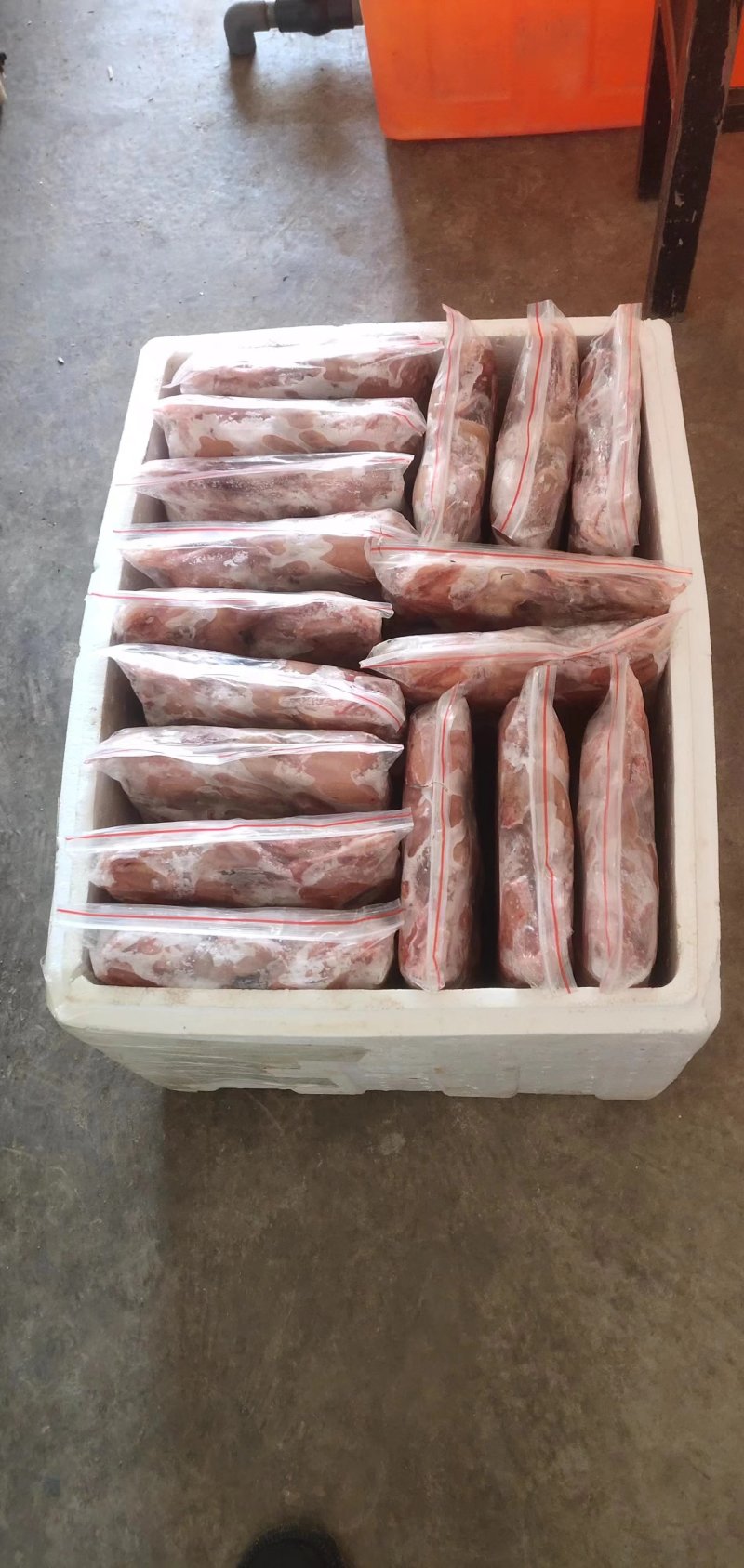 鹧鸪白条，鹧鸪肉养殖场一手货源，对接大型批发，欢迎来电洽谈