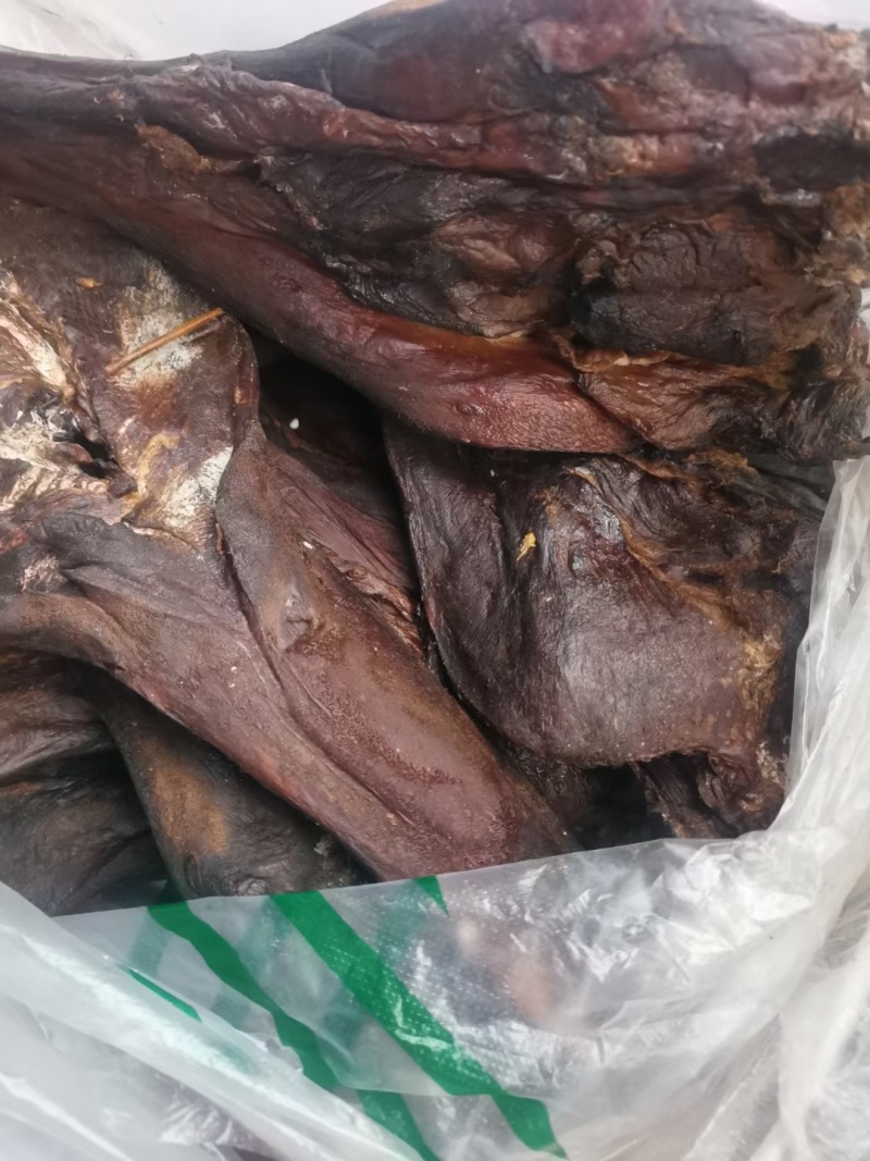 腊肉香肠酸菜干豆腐豆皮炸辣椒