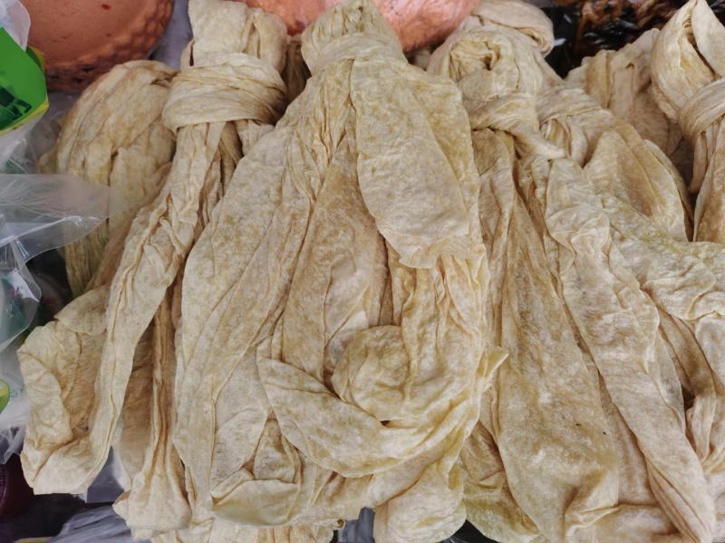 腊肉香肠酸菜干豆腐豆皮炸辣椒