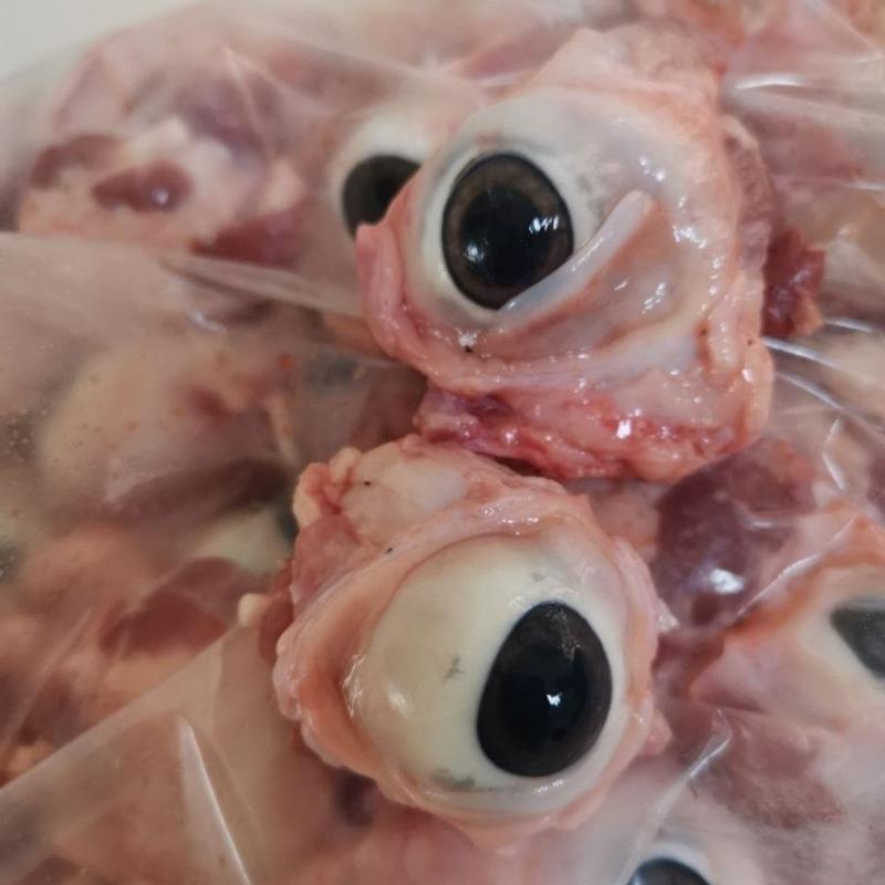 新鲜猪眼睛冷冻猪眼睛猪眼球猪眼珠子烧烤串串食材包邮