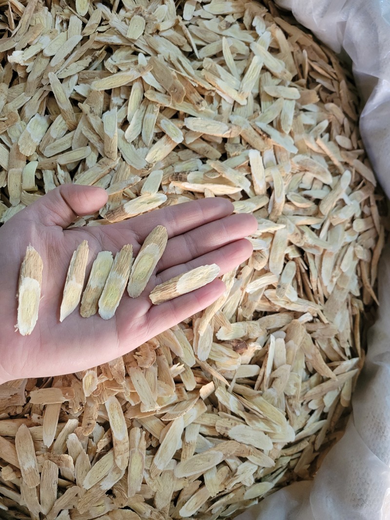 黄芪瓜子片压片甘肃产地货源大货供应山东七彩百草中药材批