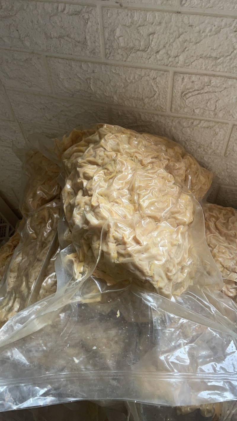 农家自制鲜榨笋片质量保证一手货源量大优惠欢迎订购