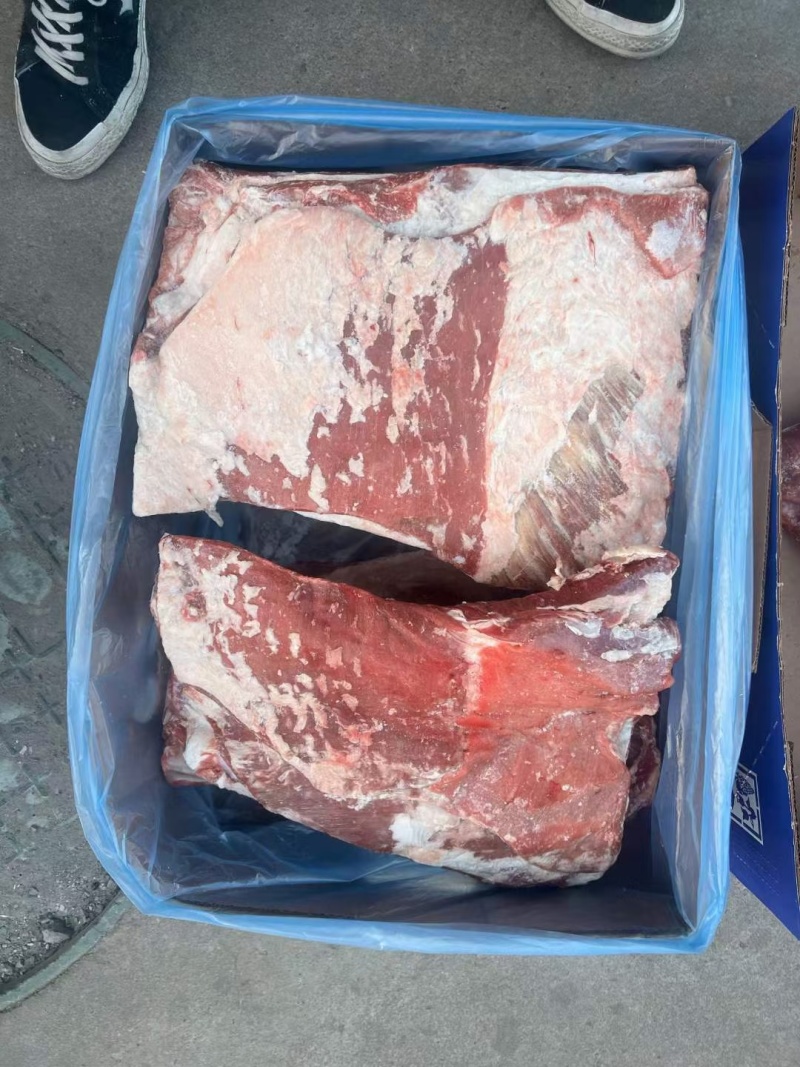 牛肋排，满肉牛肋排，四肋五肋纯牛肋排。瘦度很高