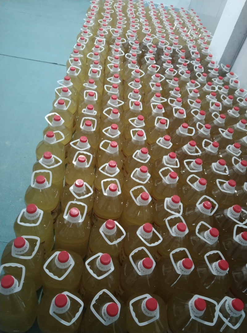 房县洑汁黄酒9块一斤10斤装一桶，1*4一件起批。包运费