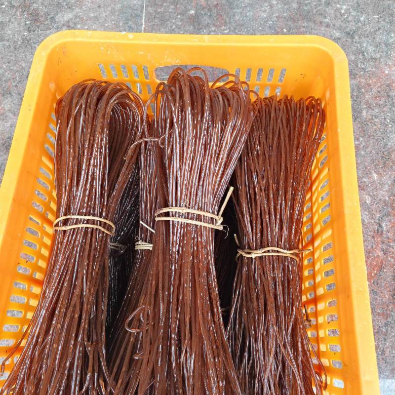 湖南正宗农家手工红薯粉条品质口感纯正，（纯红薯淀粉制作）