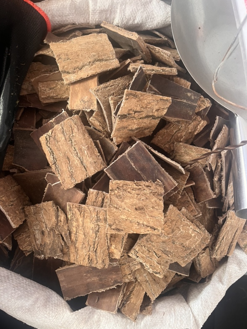 杜仲皮小丝方块丝方块制杜仲各种规格