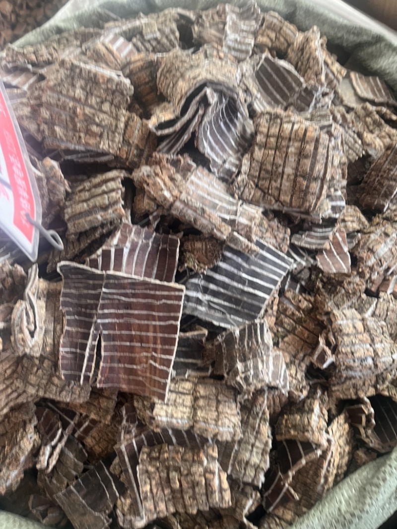 杜仲皮小丝方块丝方块制杜仲各种规格