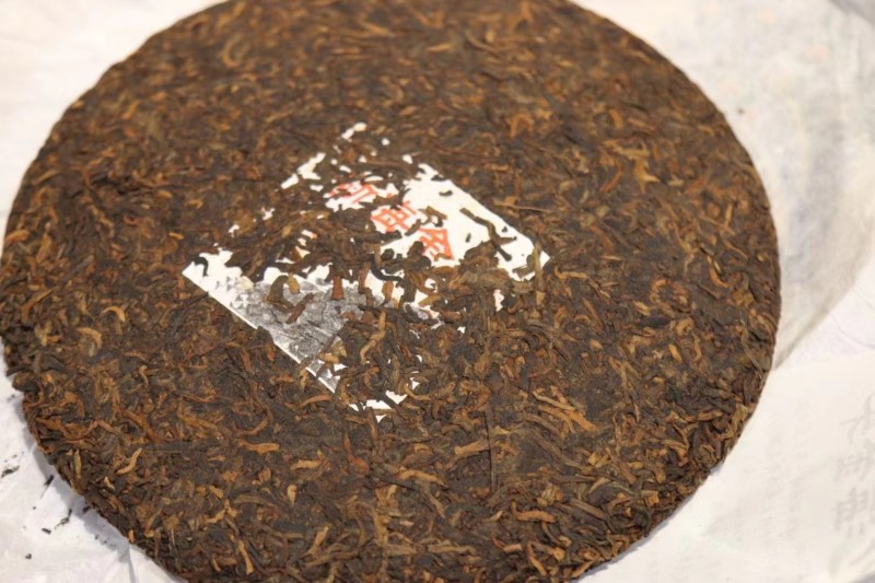 云南古树普洱茶勐海普洱熟茶饼普洱老茶头