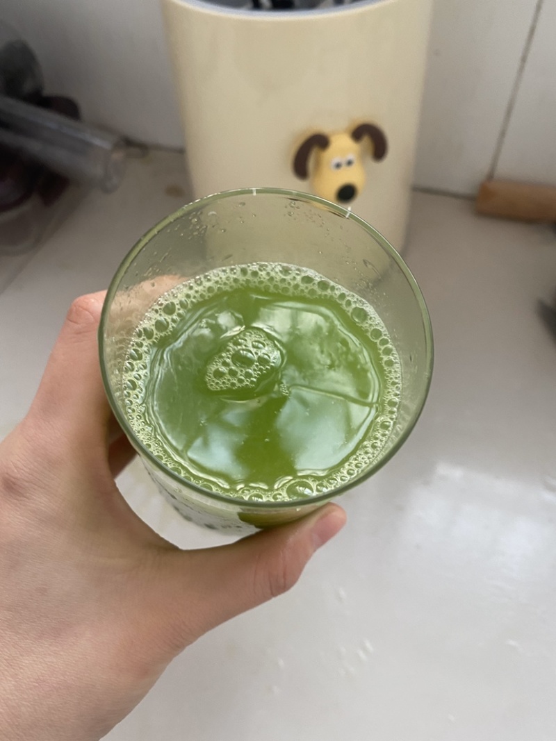 【精品西芹】寿光西芹榨汁水果西芹叶芹菜现割蔬菜量大发货