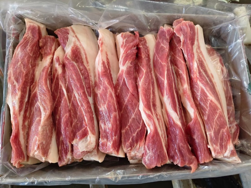 带皮五花肉块五花肉条天天生产新货手续齐全量大价优