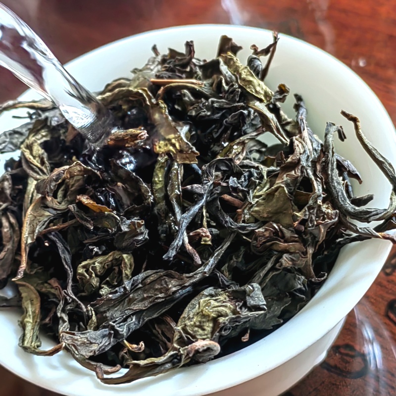 高山茶潮汕土山茶炭焙浓香型高山茶叶福建直条乌龙茶叶袋装茶