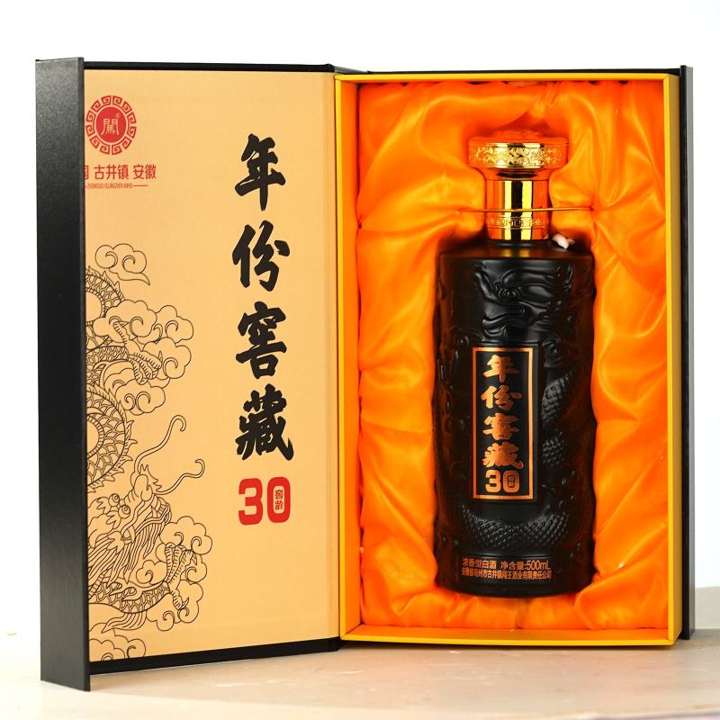年份窖藏整箱6瓶每瓶500毫升浓香型白酒52度