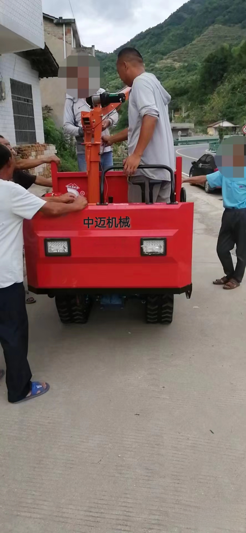 爬山虎履带运输车厂家直销，全国发货支持定制