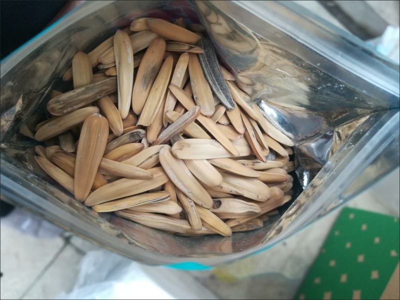 白皮五香多味脱皮古法鸡汤瓜子五香味葵花籽批发