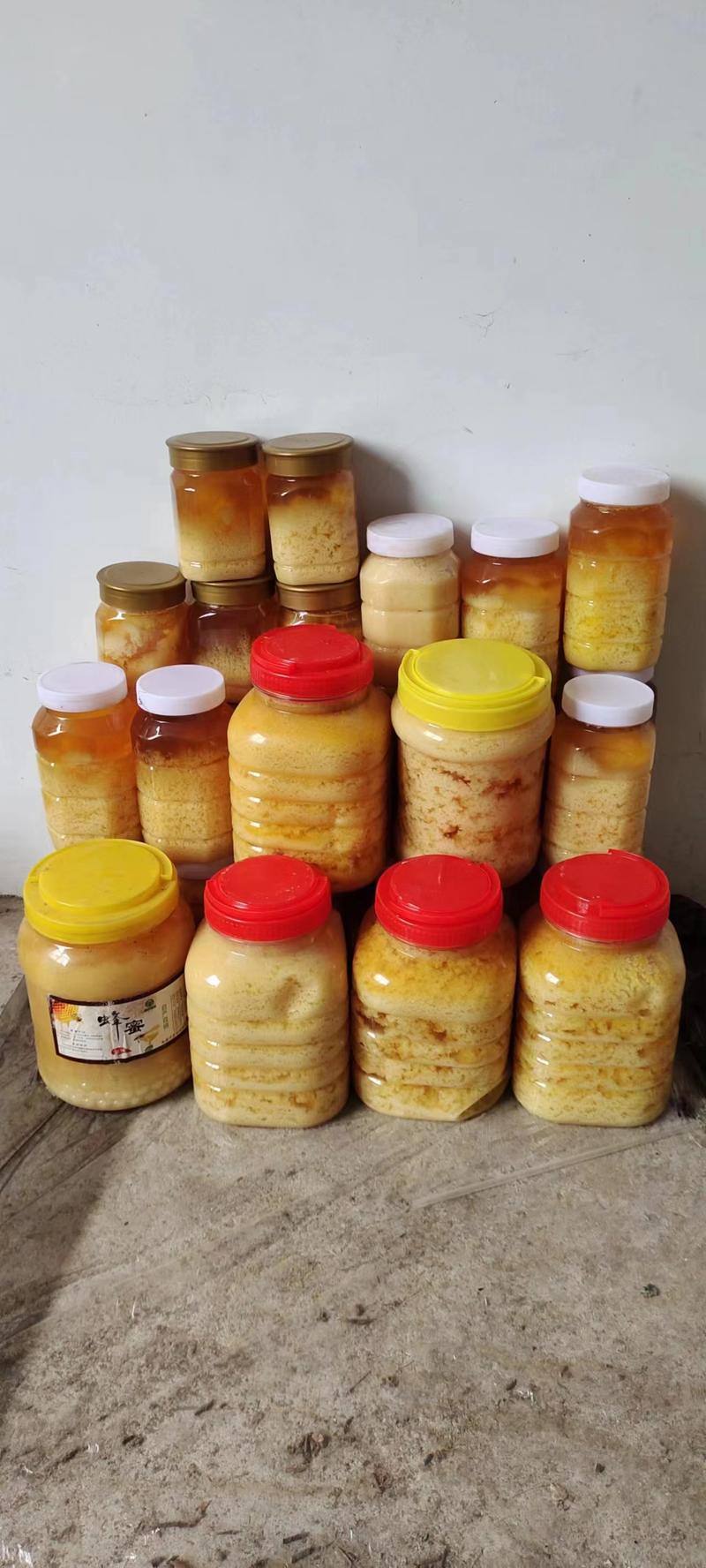 百花蜜深山养蜂年产只有几十斤全村养殖有需要可以代收