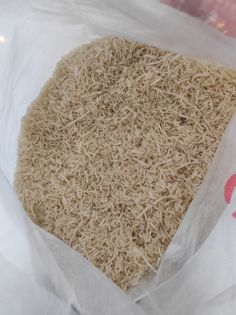 木薯粉条，红薯粉条包子粉条饺子粉条不行大宽粉酸辣粉