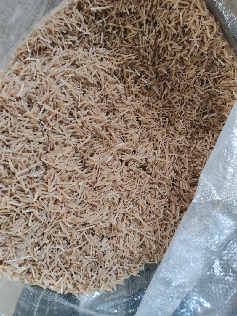 木薯粉条，红薯粉条包子粉条饺子粉条不行大宽粉酸辣粉