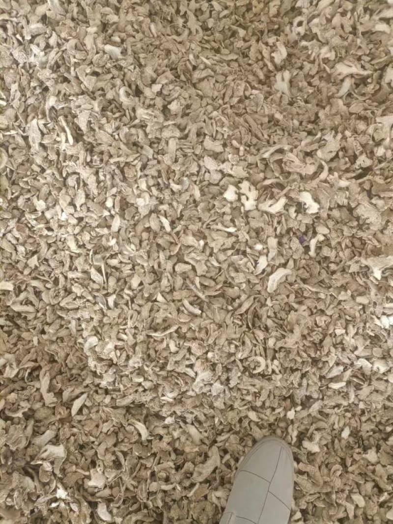 云南干姜片晒片，货源充足量大从优欢迎选购品质有保障