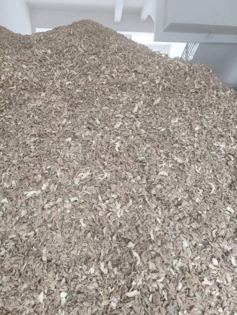 云南干姜片晒片，货源充足量大从优欢迎选购品质有保障