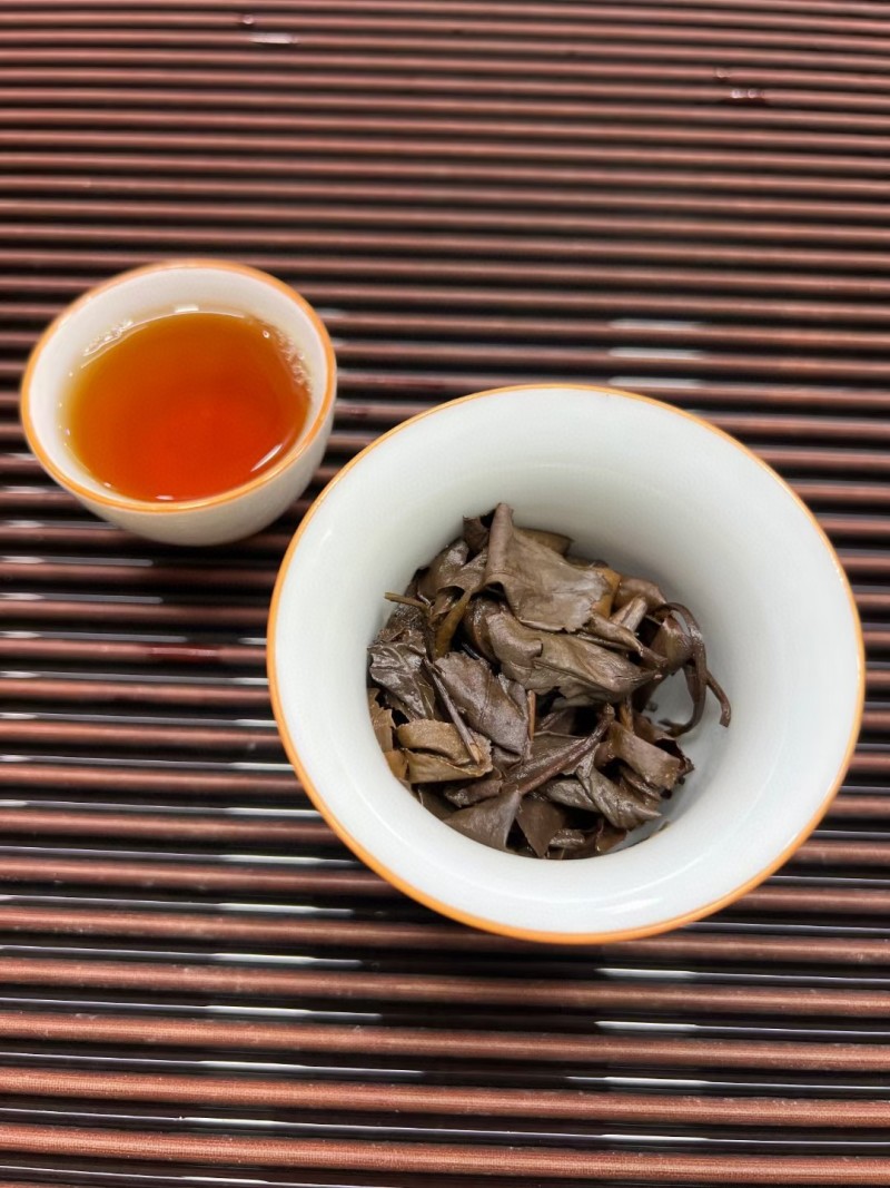 福鼎白茶高山老白茶寿眉陈年日晒白牡丹贡眉茶叶