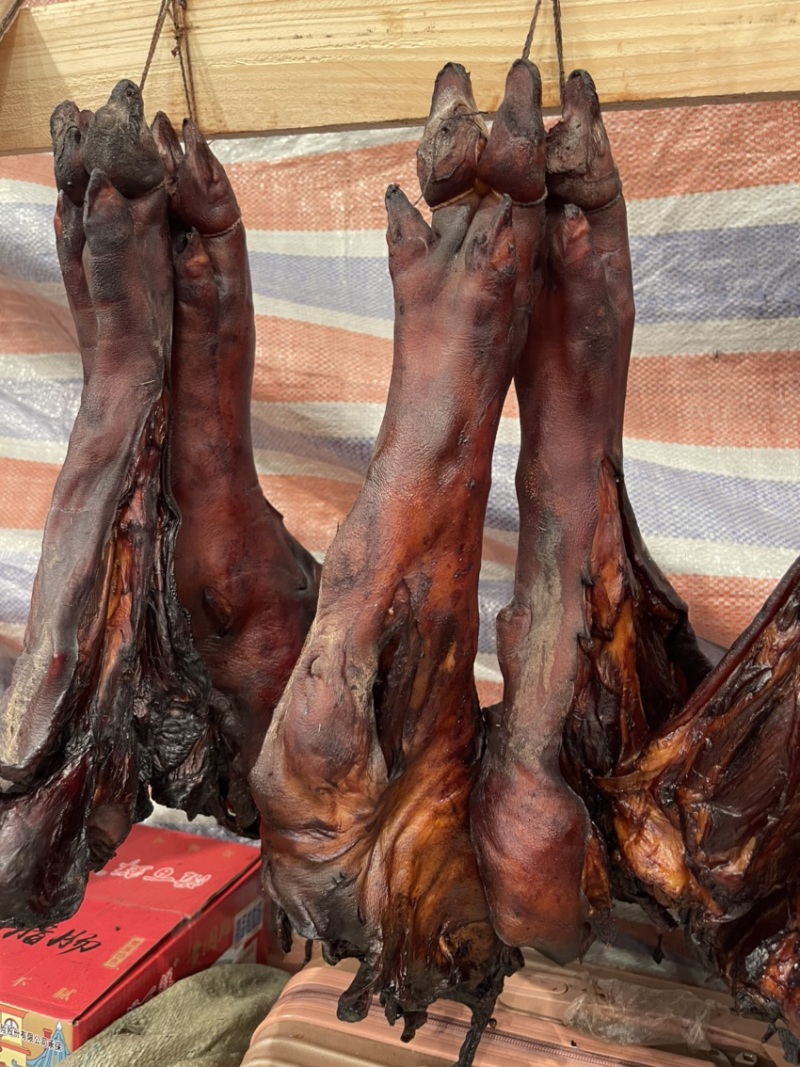 【腊肉】腊猪脚破开（源头工厂，一手货源）