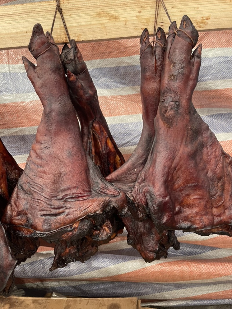 【腊肉】腊猪脚破开（源头工厂，一手货源）