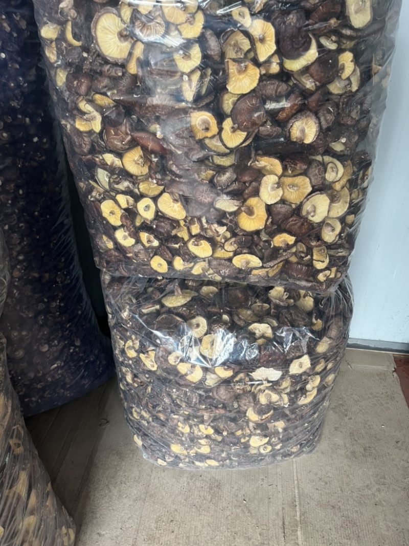 优质黑面菇，基地直供，烘干货，干度好，香味浓，价格合理