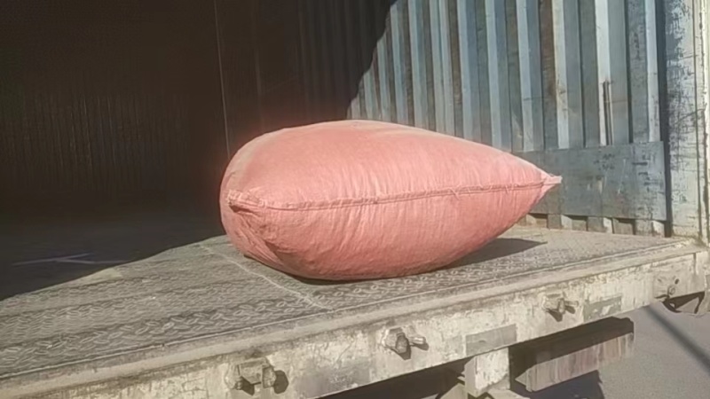 带壳儿干花生出货快，干货，1000吨货。