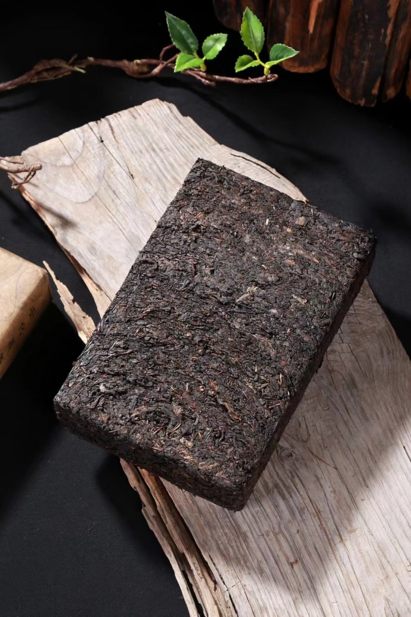 2斤湖南安化黑茶2003年陈年金花黑茶茯砖茶黑金