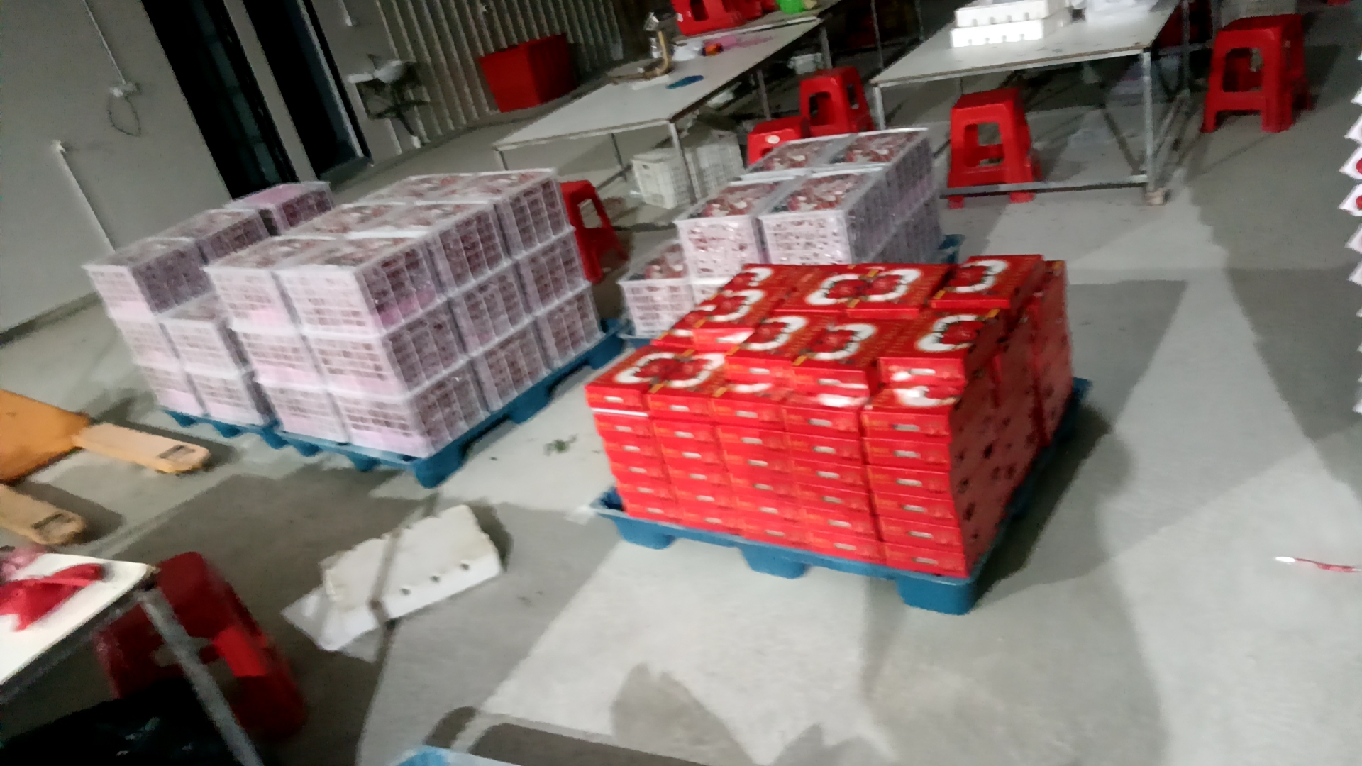 千禧果在超市货架上的陈列效果