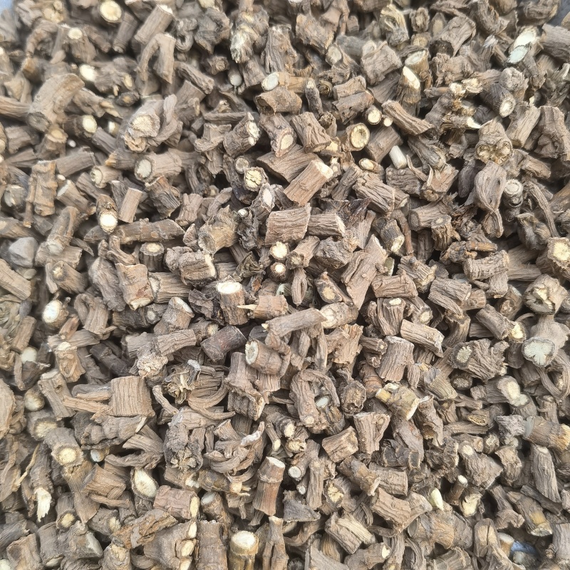 柴胡，甘肃柴胡根，关书药业批发各种规格中药材