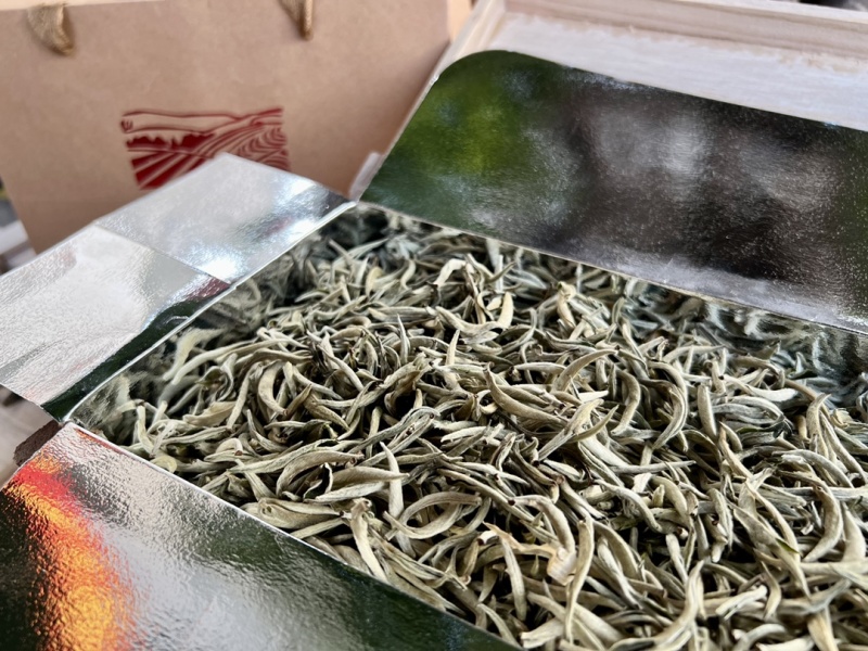 【白毫银针】2020头春采白毫银针茶福鼎白茶木盒装礼盒装