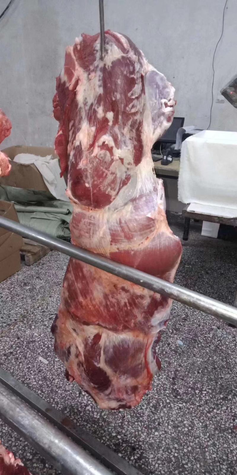 牛肉黄牛肉精修无油，纯干无水，货源充足，量大从优